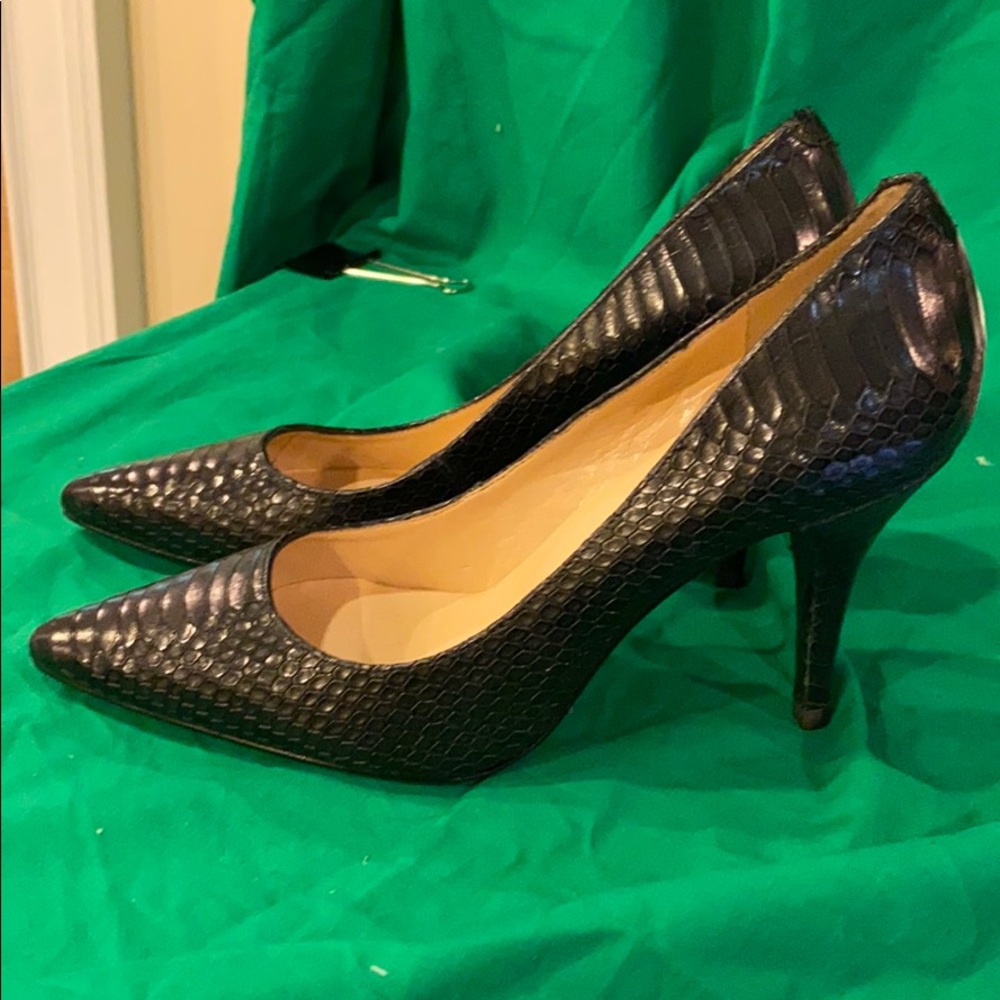 Talbots black stone heels